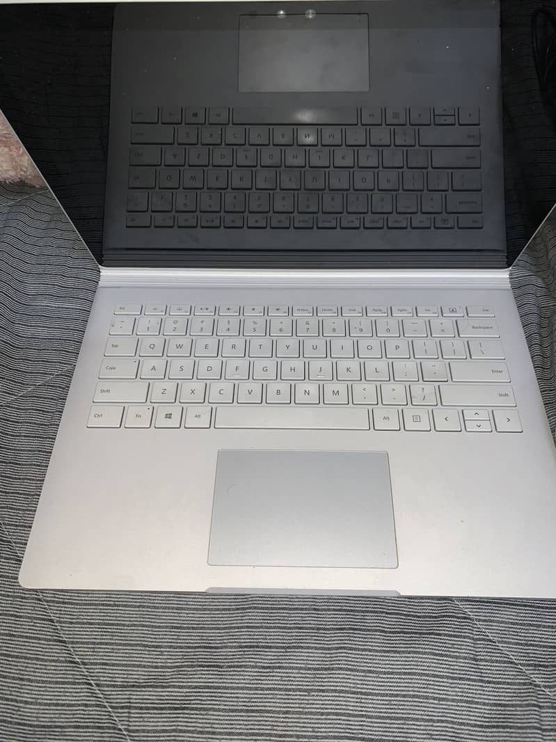 microsoft surface book , touch screen condition new 13