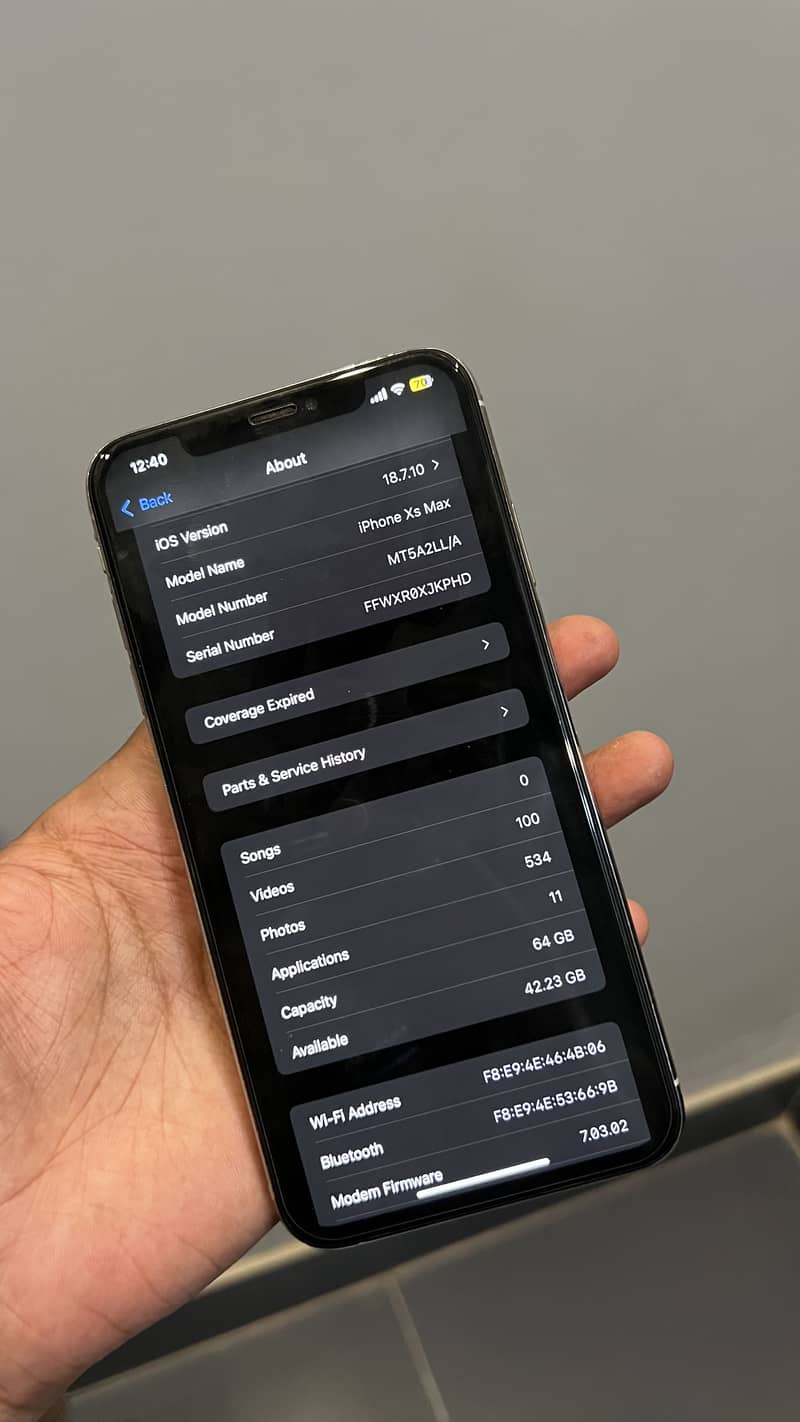 Apple iPhone XS Max 4