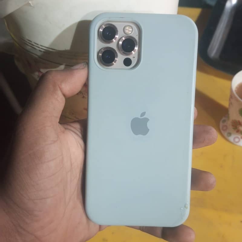 Apple iPhone 12 Pro 1