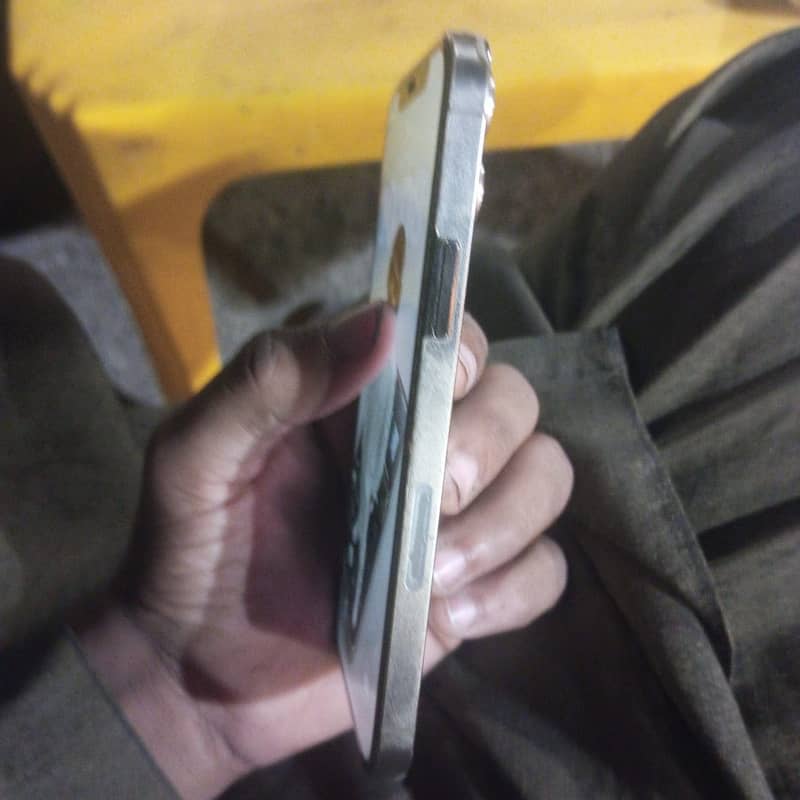 Apple iPhone 12 Pro 7