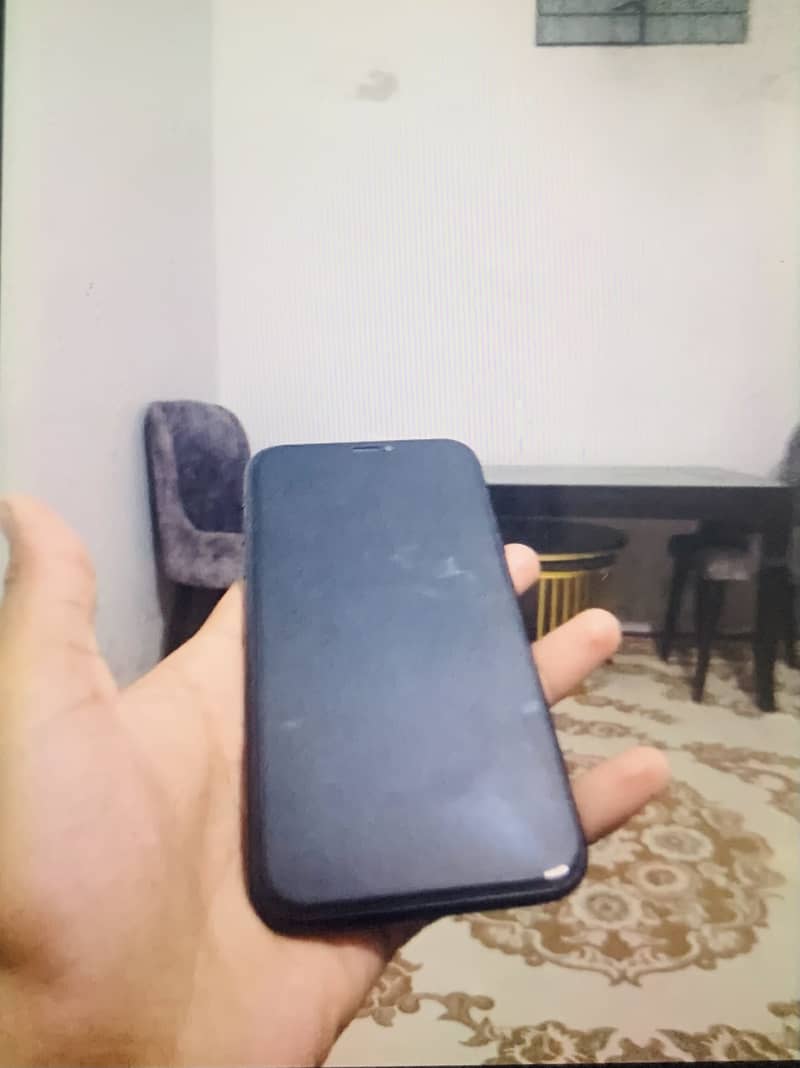 Apple iPhone XR 2