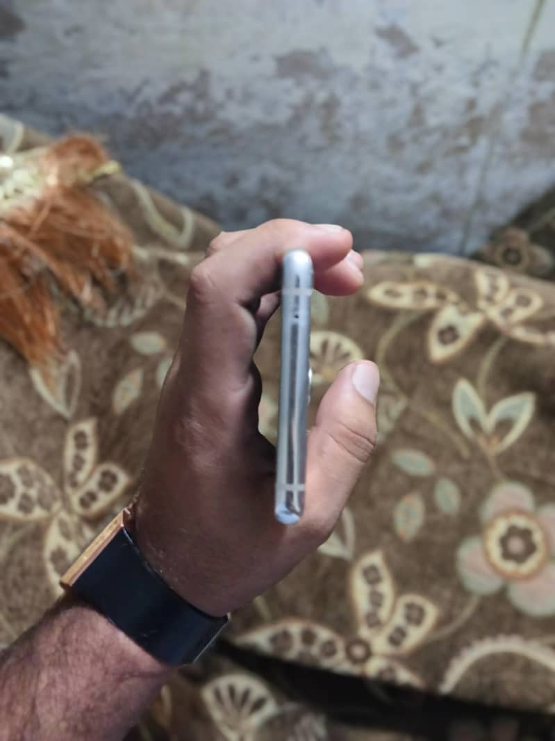 One Plus 8 4