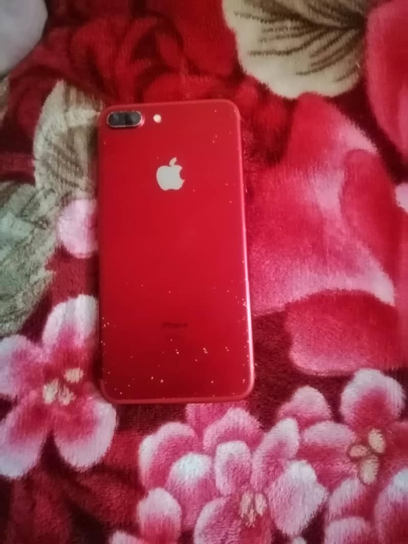 Apple iPhone 7 Plus 1