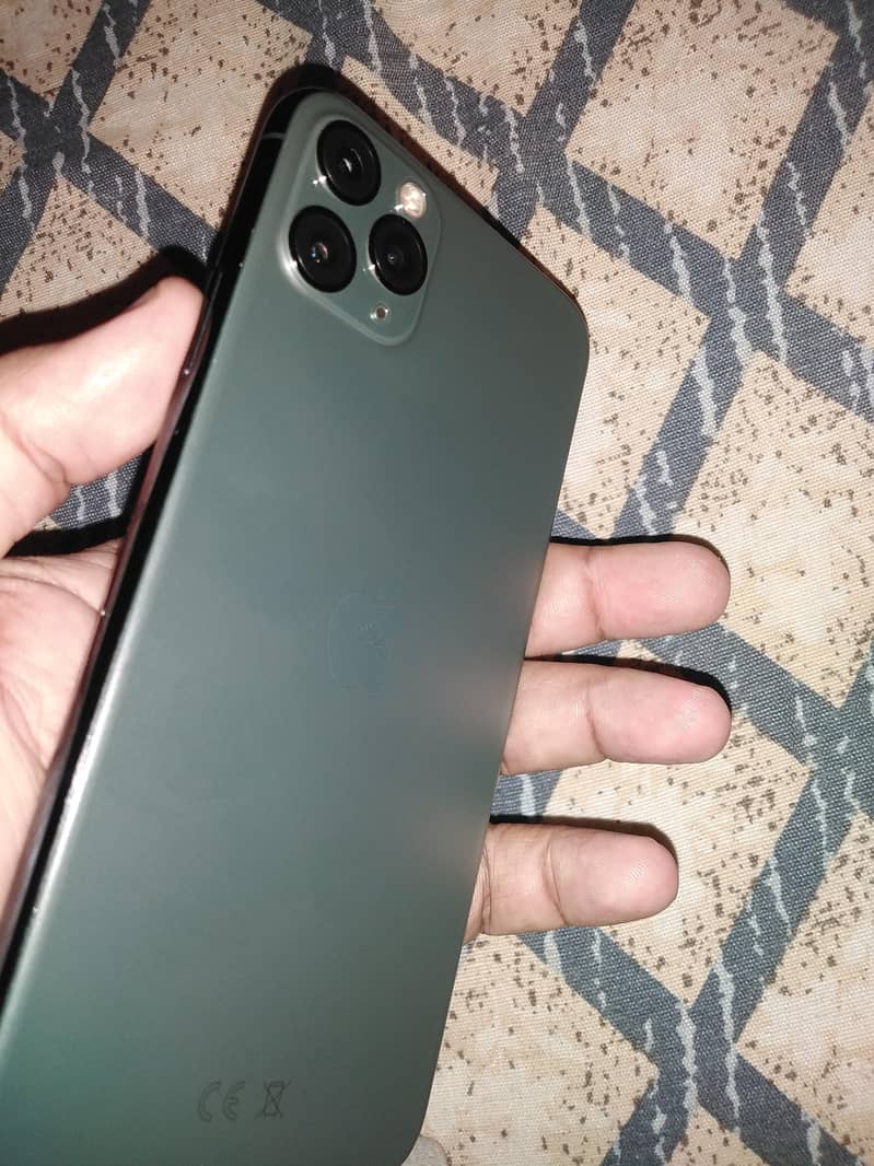 Apple iPhone 11 Pro Max 3