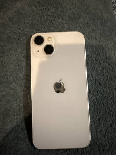 Apple iPhone 13