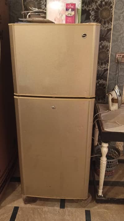 pel farge Model 2200