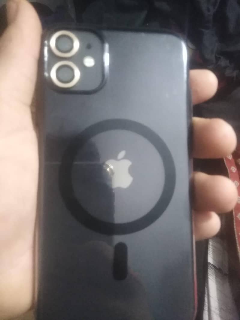 Apple iPhone 11 jv 0