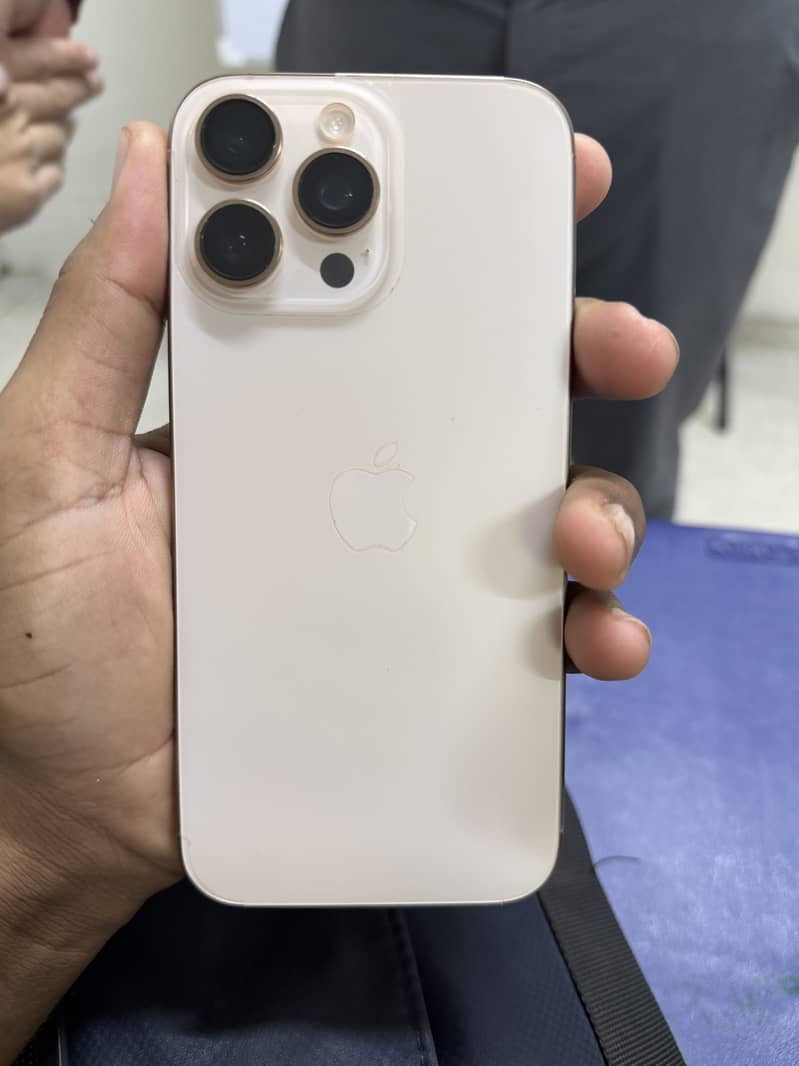iPhone 16 pro max JV 4