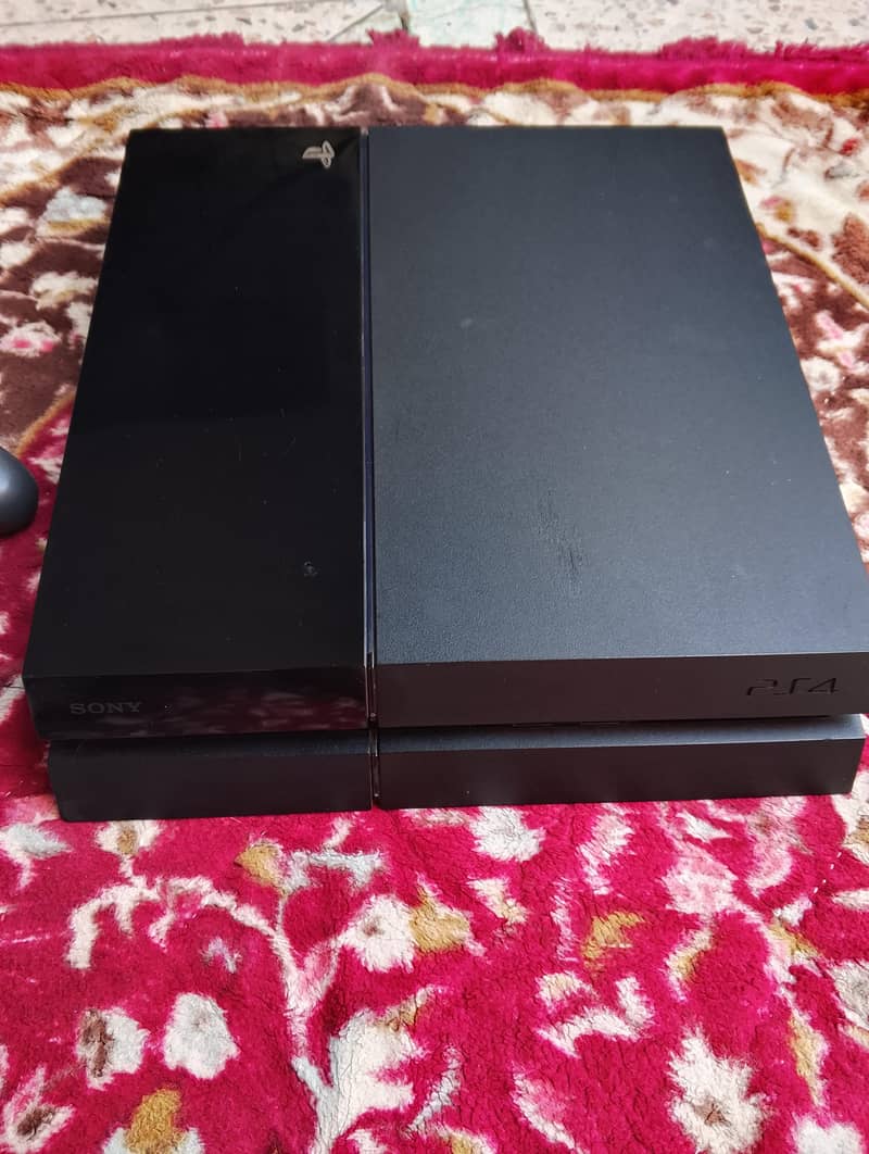 Ps4 Jailbreak 1tb with 1 controller 3