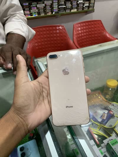 iPhone8 Plus non pta back crek but sim chala rha hai exchang possible