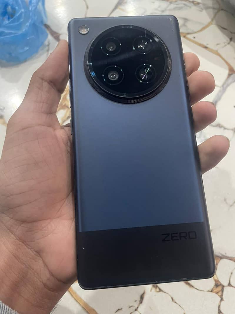 Infinix Zero 40 0
