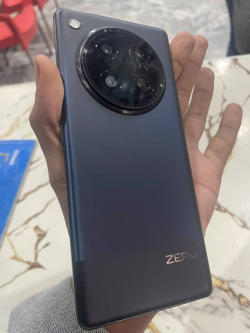 Infinix Zero 40 2