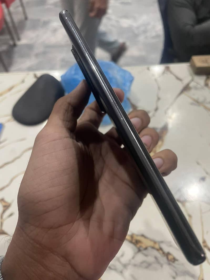 Infinix Zero 40 4