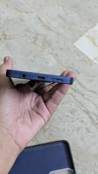 Samsung Mobile A06