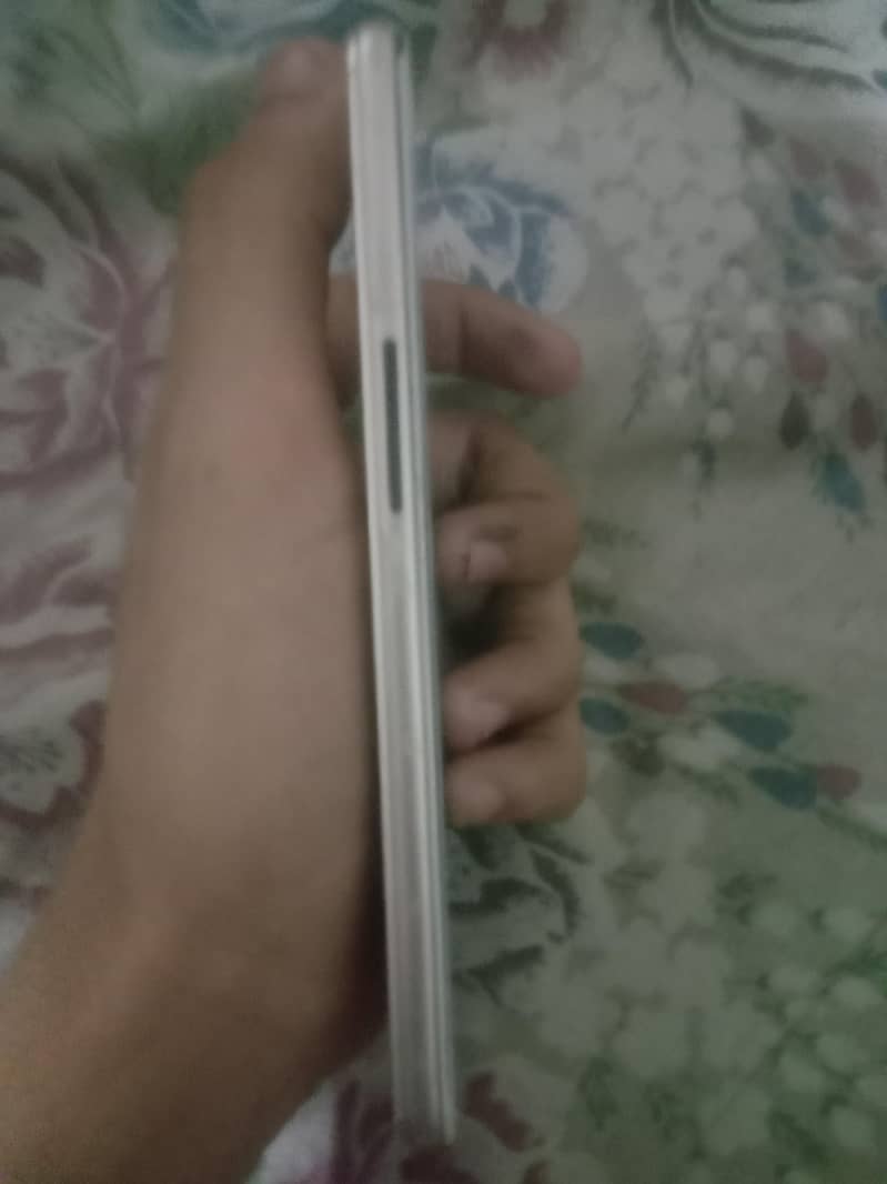 OPPO A37 3