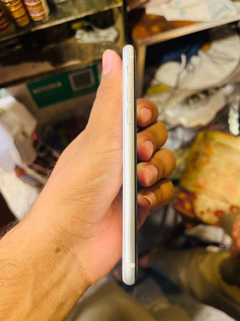Apple iPhone SE 1