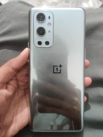 OnePlus 9 Pro 5G 12GB / 256GB Gaming Phn