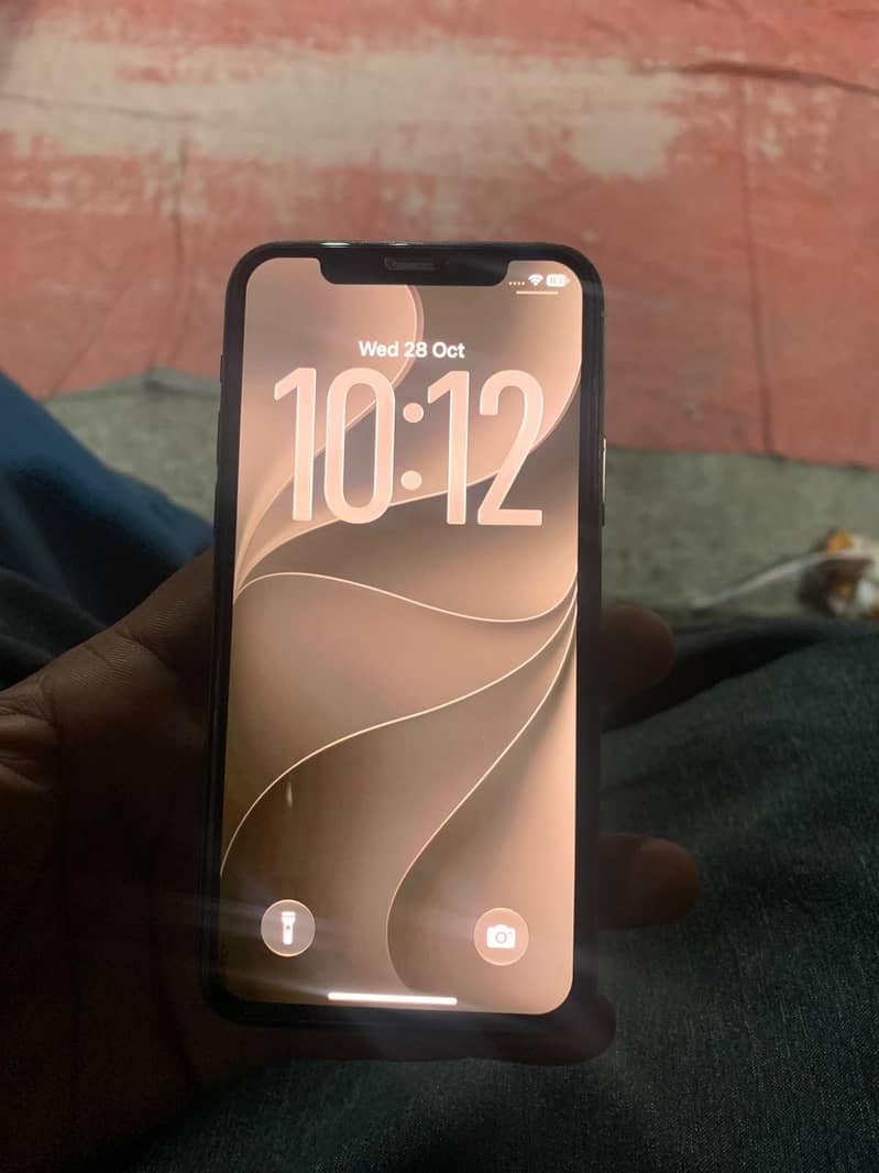 Apple iPhone 11 Pro 1