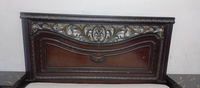 King size bed, wooden bed