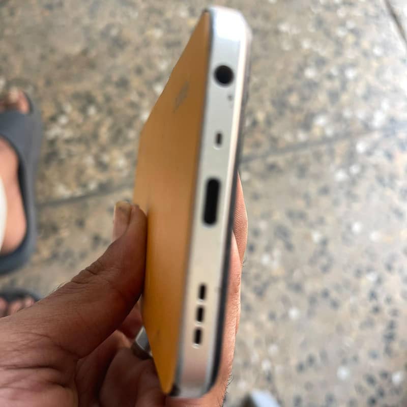 OPPO A57 2