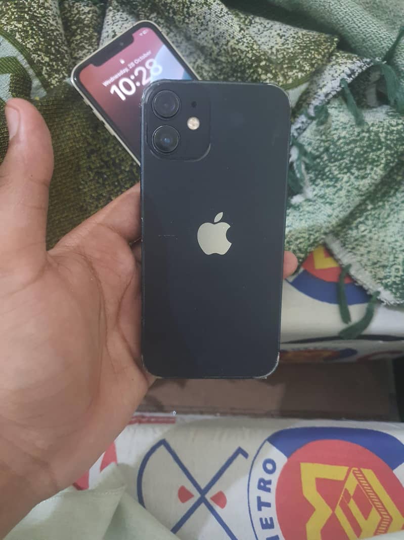 Apple iPhone 12 mini 2
