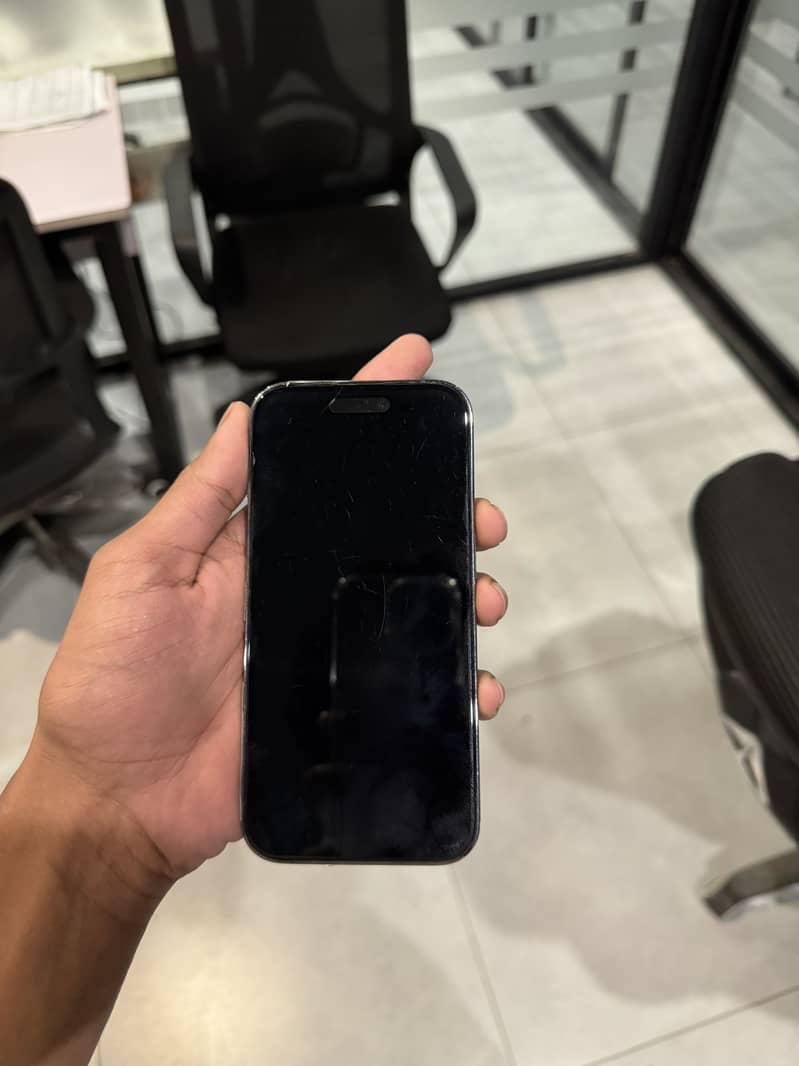 Apple iPhone 14 Pro 2