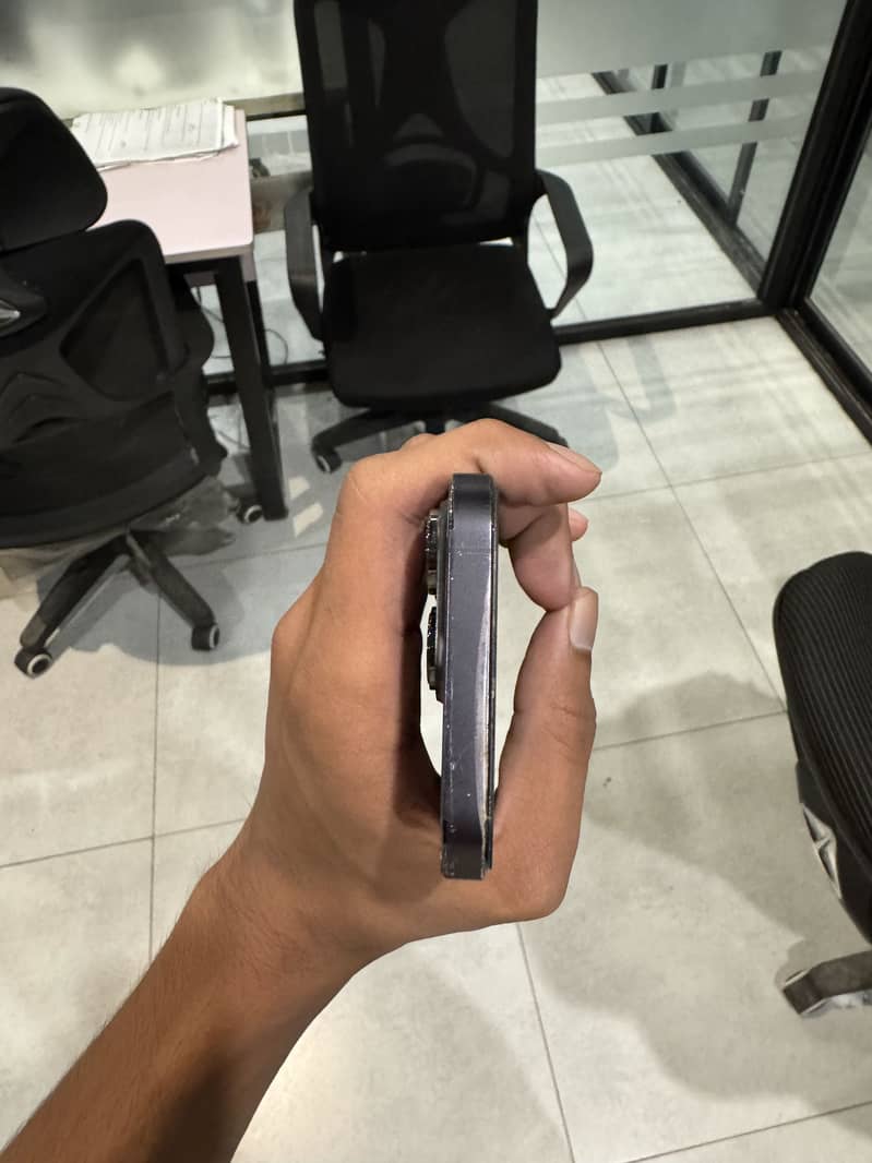 Apple iPhone 14 Pro 3