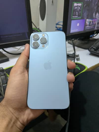 Apple iPhone 13 Pro Max Non Pta 10/10 With charger