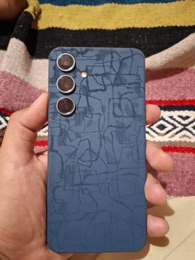 Samsung Mobile S24 fE