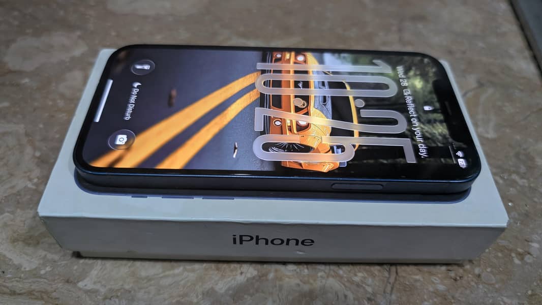 Apple iPhone 12 7