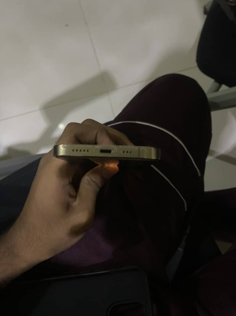 Apple iPhone 13 Pro jv 1