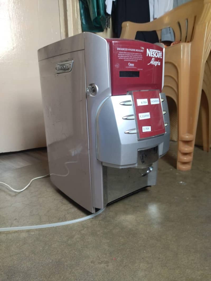 Coffee & Tea Machine 1