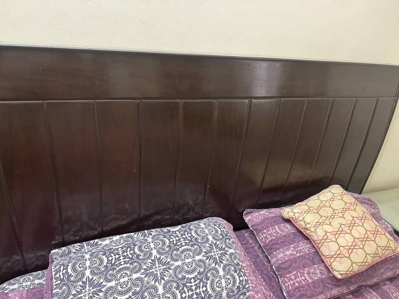 Bed Dressing with side tables 3