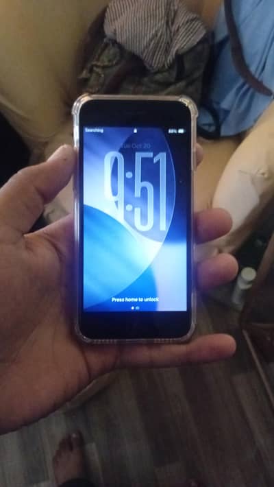 Apple iPhone SE