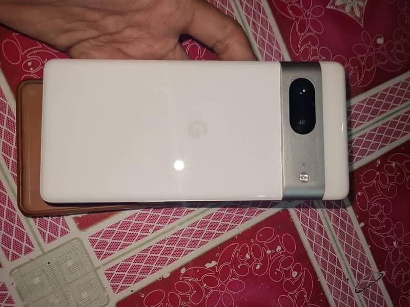 Google Pixel 7a 5