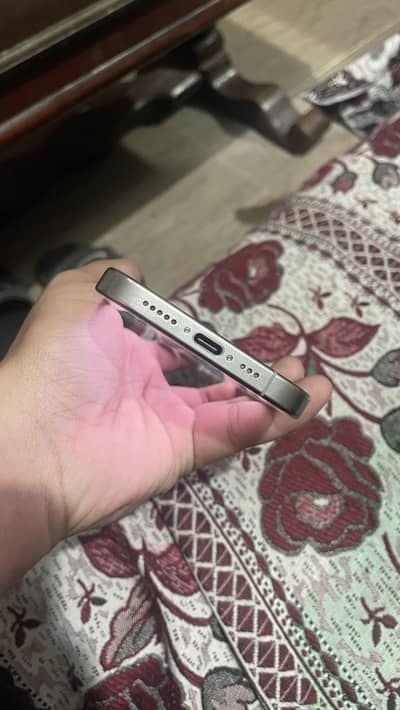 Apple iPhone 15 Pro