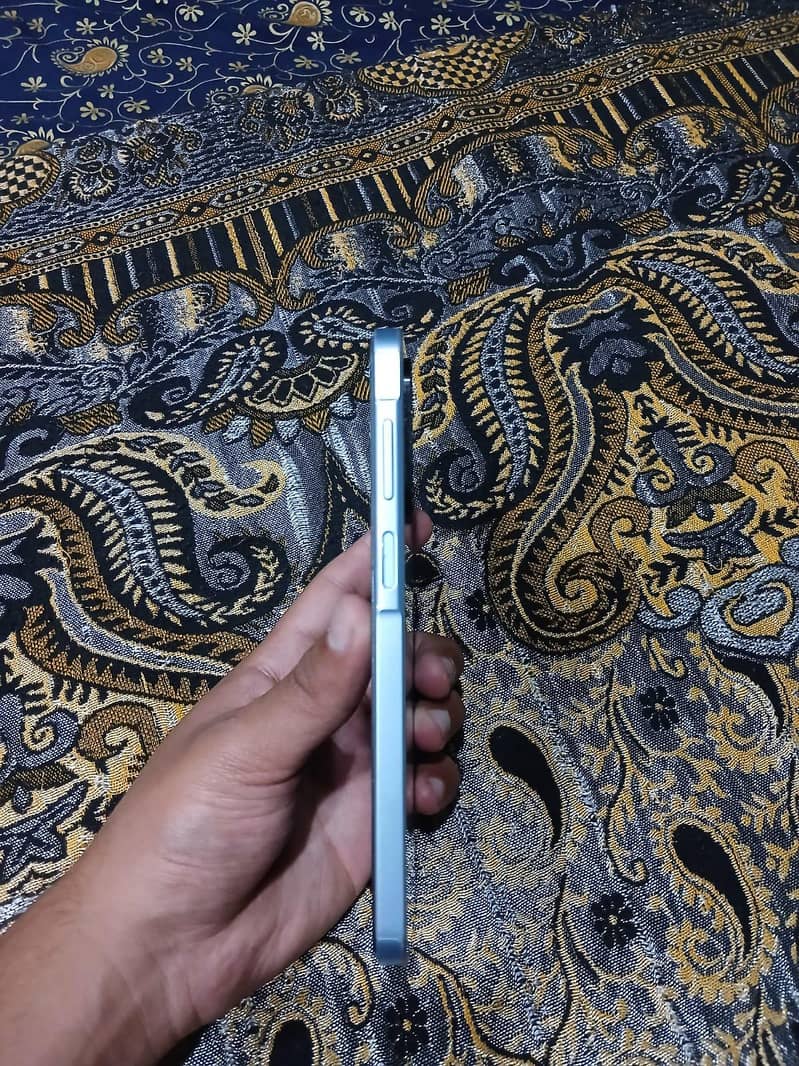 Samsung Mobile A17 3