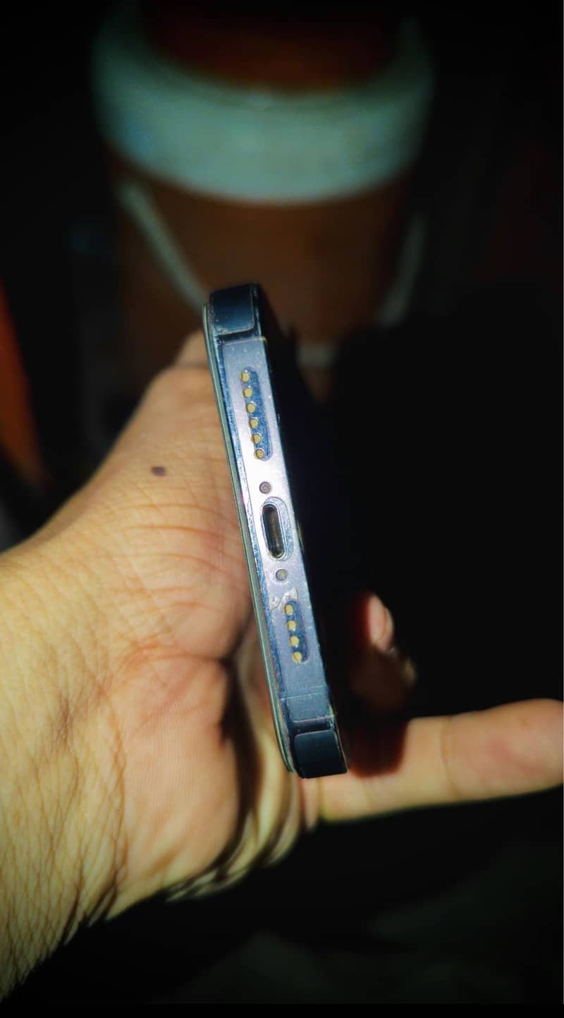 Apple iPhone 14 Pro Max 1