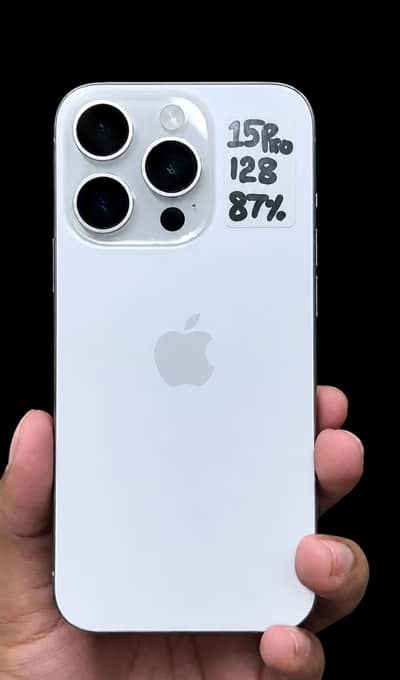 Apple iPhone 15 pro white