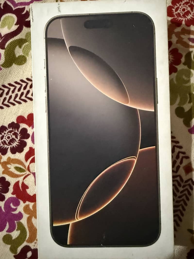 Apple iPhone 16 Pro Max 3