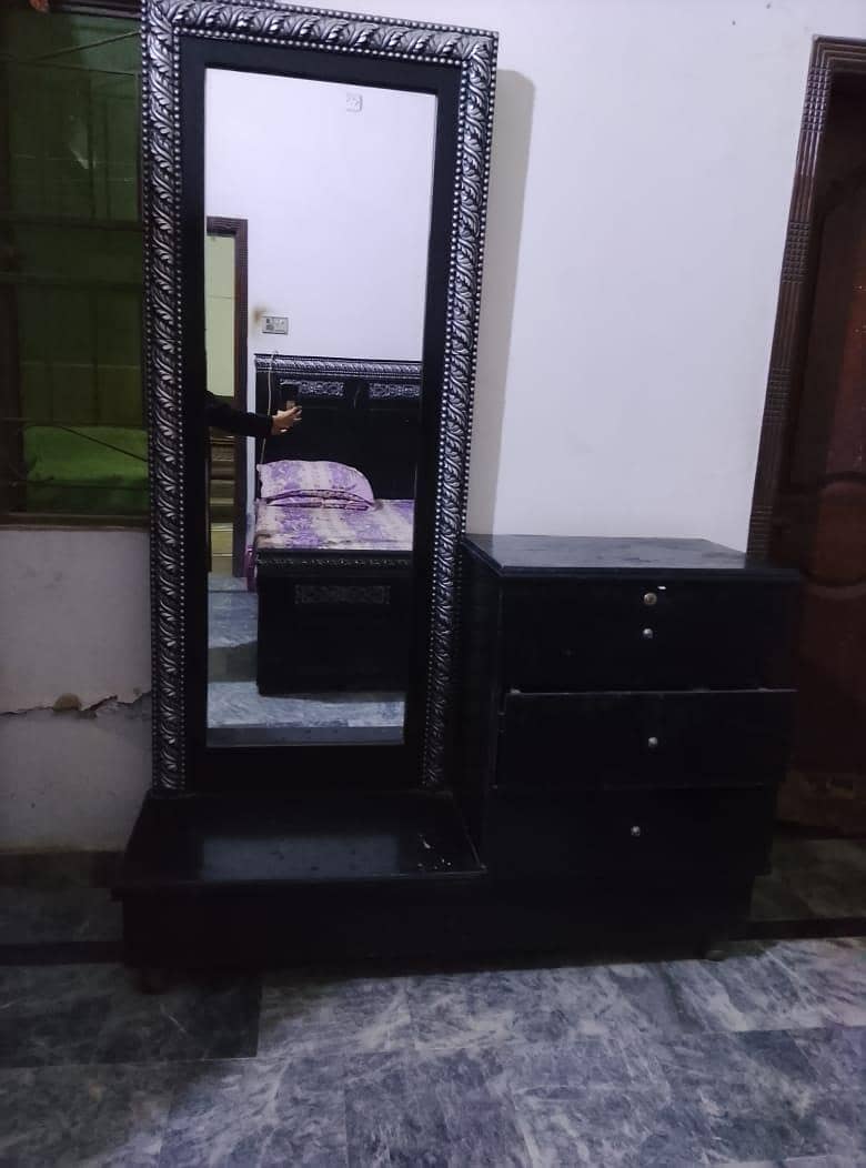 cupboard or dressing table 1