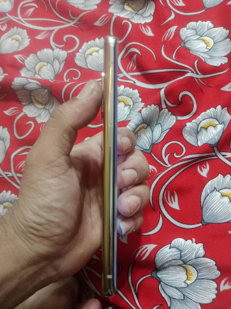 One Plus 8 256 gb 2