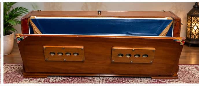 Ainteaiq Harmonium