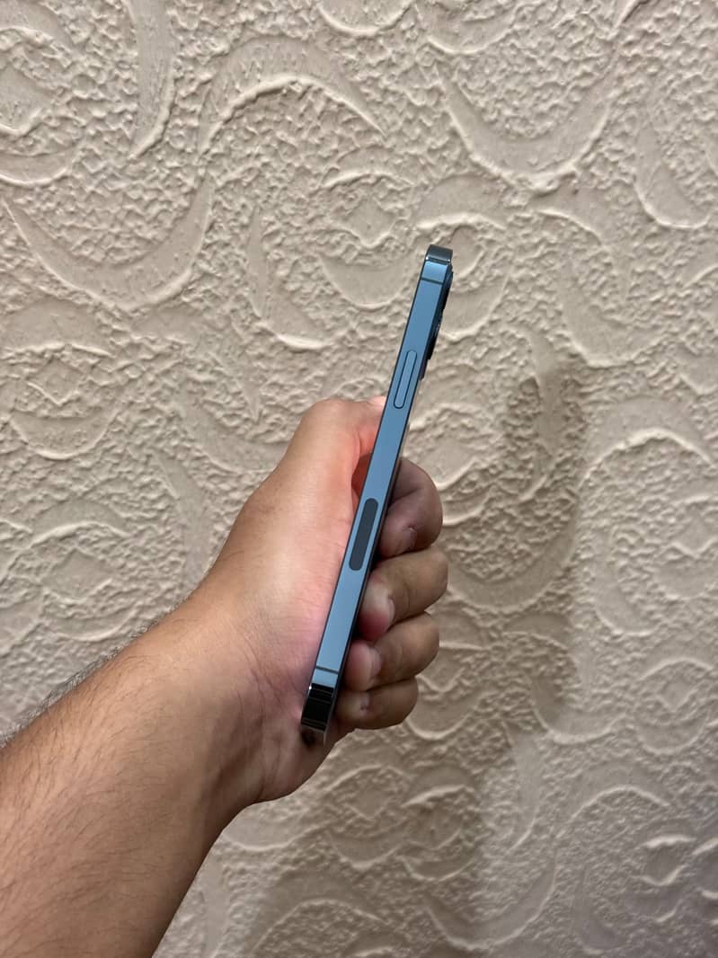 Apple iPhone 12 Pro 8