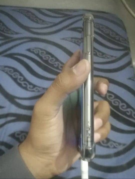 Apple iPhone 11 6