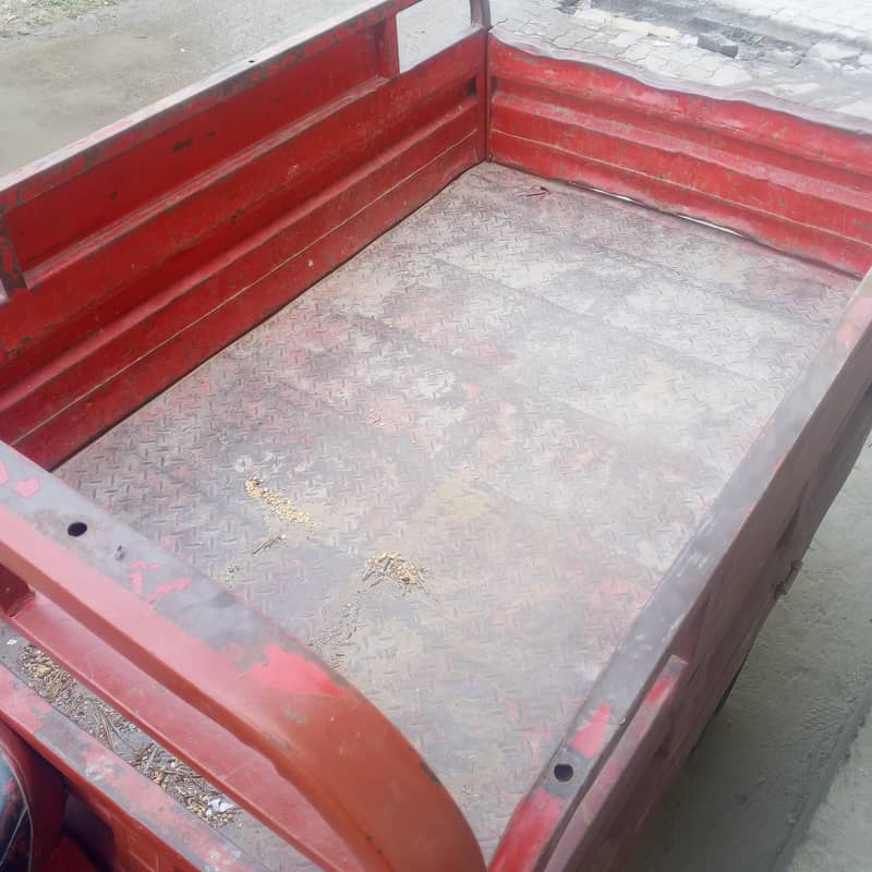 Loader rickshaw 3