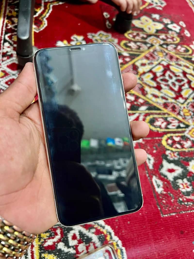 iPhone xsmax 3