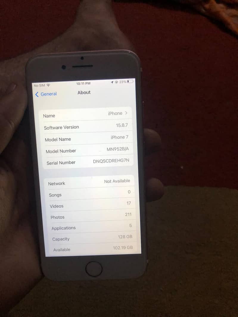 Apple iPhone 7 1