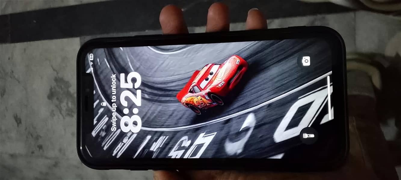 Apple iPhone XR 9