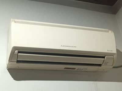 Mitsubishi 1.5 Ton Ac for sale in working condition